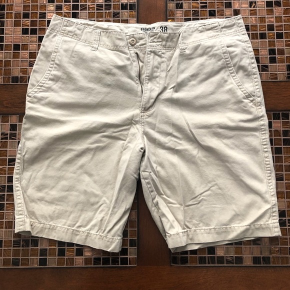 Broken-In Other - Broken-In Khaki Shorts 38 Broken-In Other - Broken-In Khaki Shorts 38